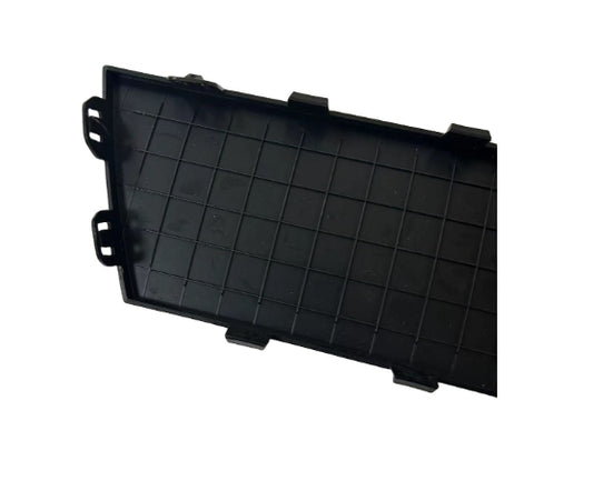 Skyddsplatta för dragkrok vid lastutrymmet Tesla Model Y