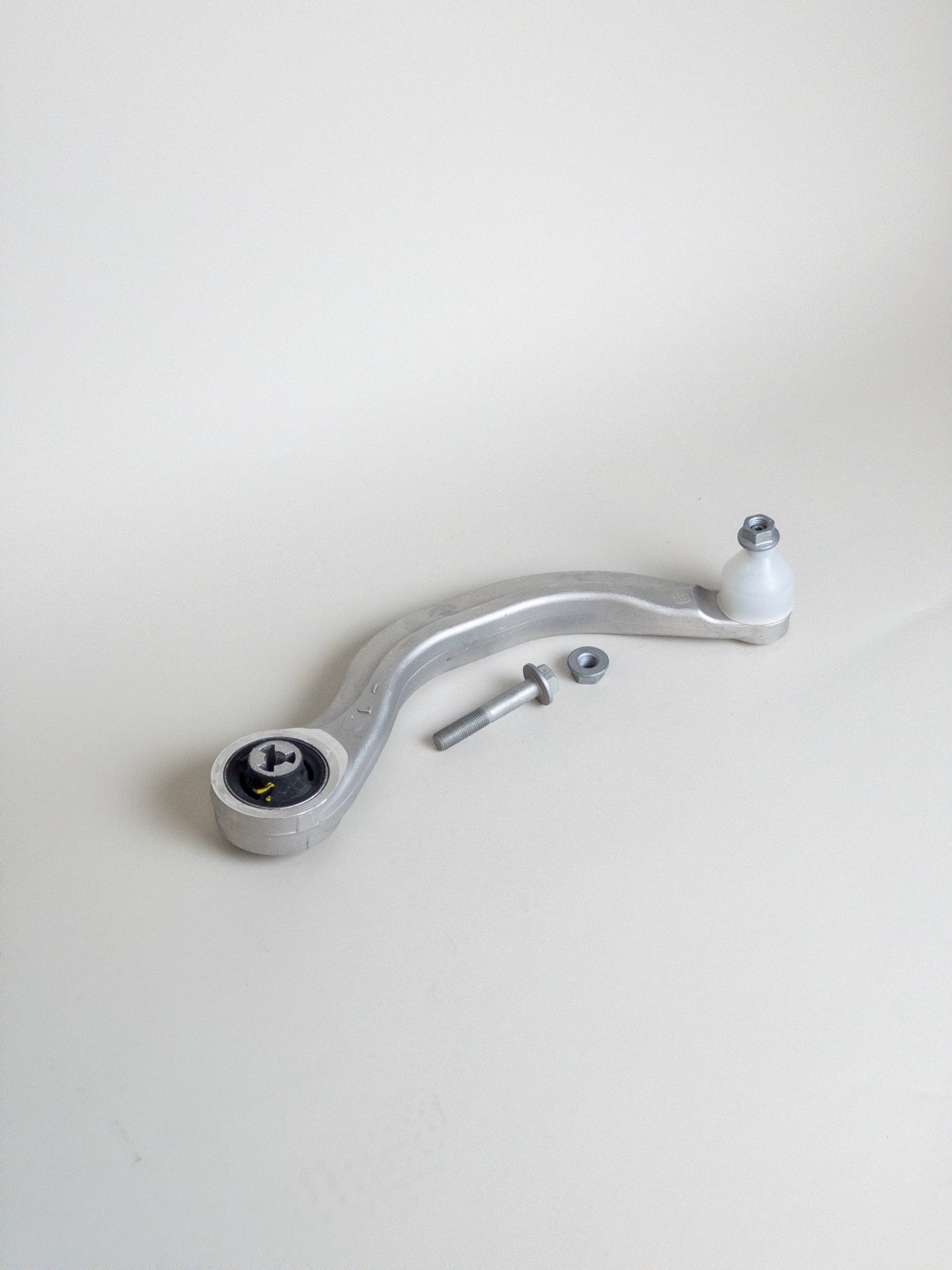 Länkarm Nedre Komplett Vänster - Tesla Model 3