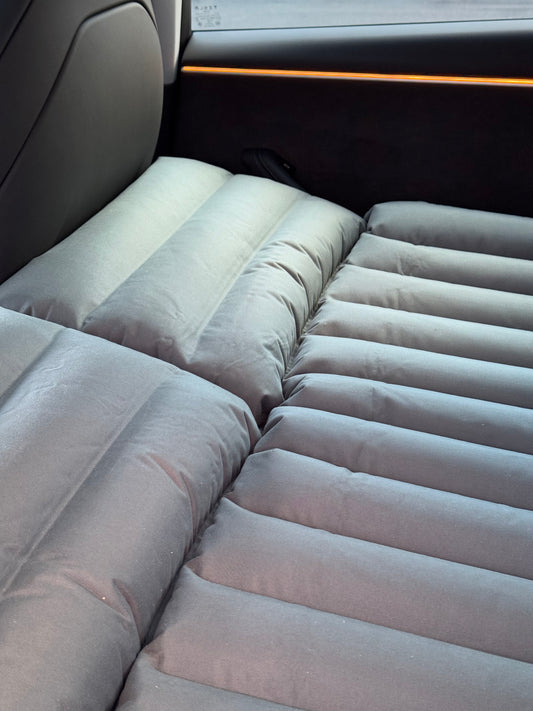 Luftmadrass med Pump Tesla Model S, 3 & Y