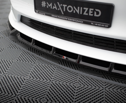 Tesla Front Splitter V.1 Maxton Design Model S 2021+.
