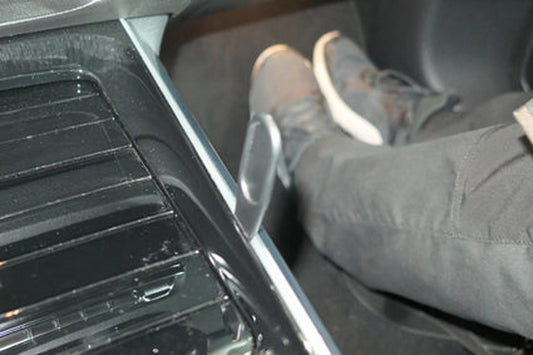 Mobilhållare Brodit Mercedes EQB