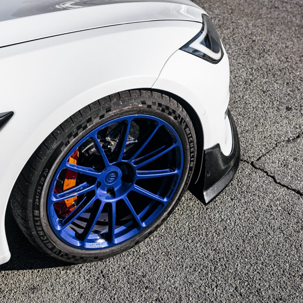 Autobahn Front Diffuser Unplugged Performance Tesla Model S 2021+