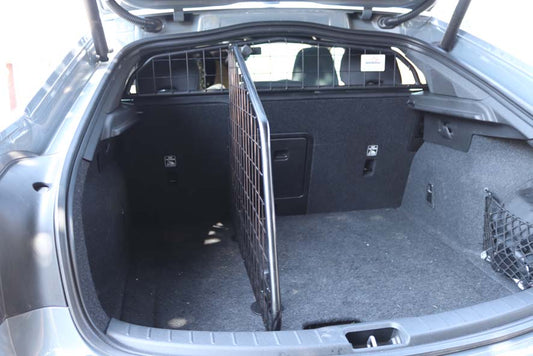 Polestar 2 lastskyddsfördelare till lastgaller