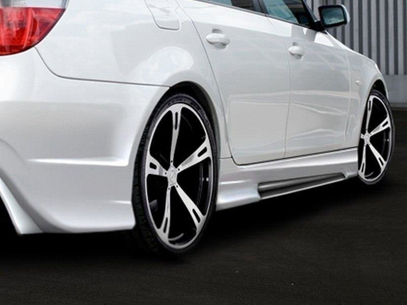 Side skirts bmw 5 e60 / e61 < generation v >