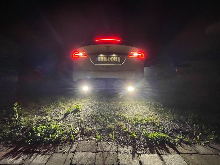 Tesla Strong ryggelys - ekstra lys (2-pakning)