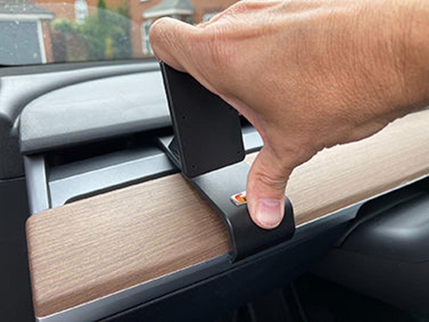 Mobilhållare Brodit Tesla Model 3 & Y