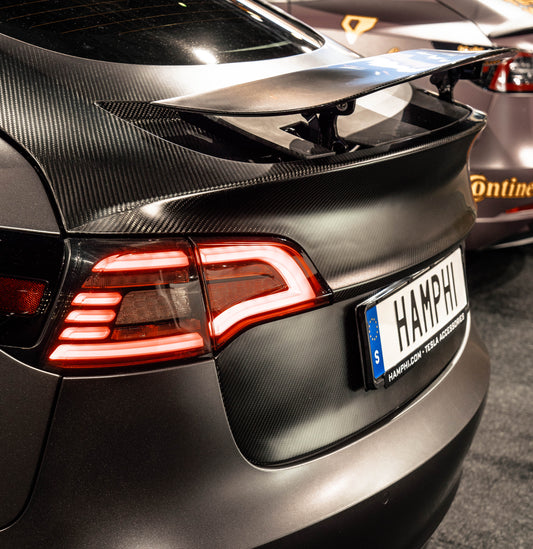 Bagagelucka med Aktiv Spoiler Tesla Model 3