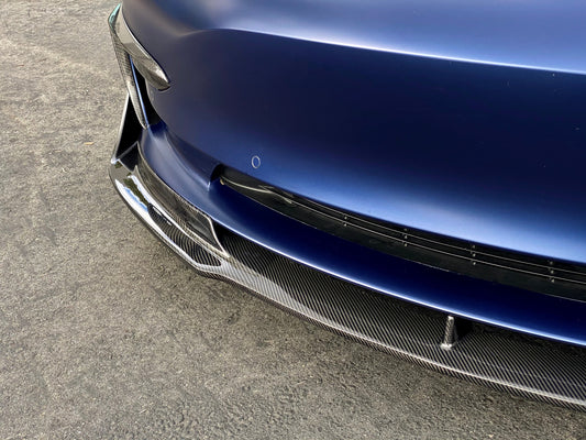 Model 3 Front V-spoiler kolfiber matt/blank
