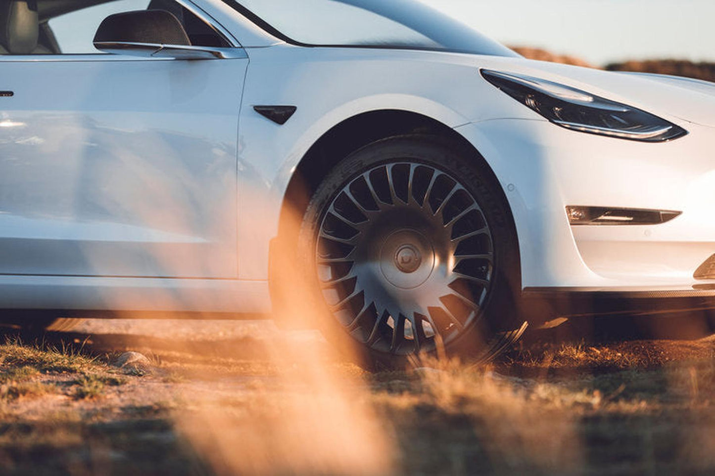 Razor V2 19" Onyx Black The New Aero Model 3