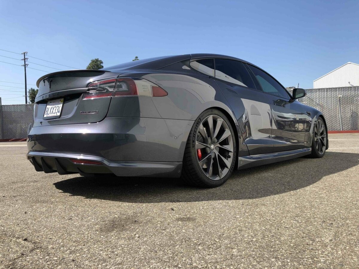 Sports Dynamic Air Suspension Upgrade (Senke) Kit for Tesla Model S (2012-2020)