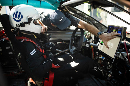 Unplugged Performance X Willans Fia 2025 Racing bälte