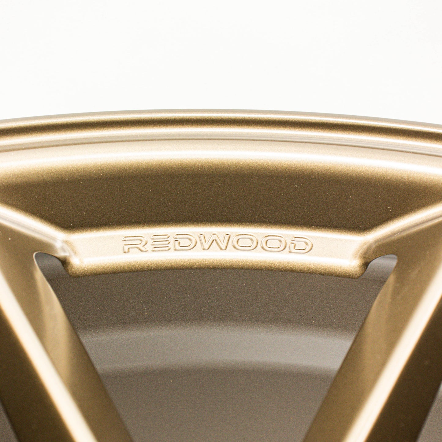 Redwood Motorsports - Model 3 smedet RW-S5 cyklonfælg 19x9