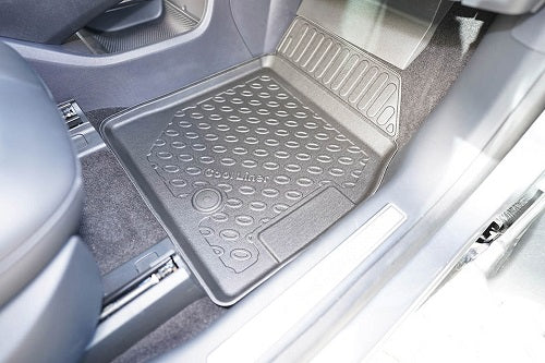 Ford Mustang Mach-E Kupématta med hög kant