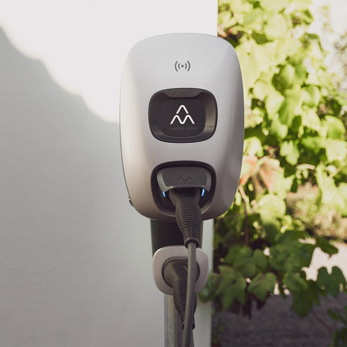 Charge Amps Dawn 22 kW