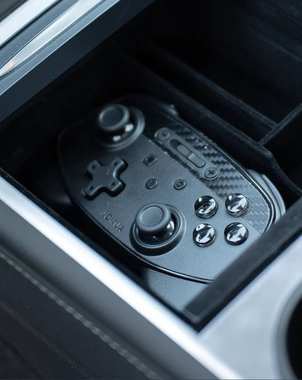 Tesla game controller