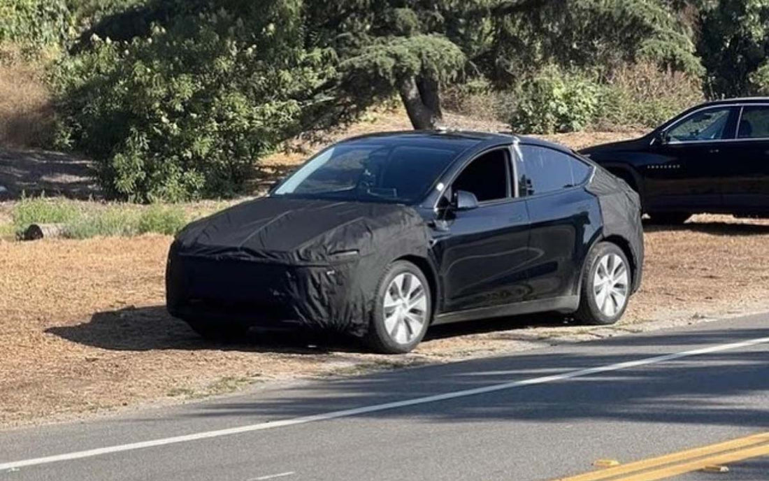 Tesla Model Y Juniper: Nya Uppdaterade Modellen Fångad på Bild