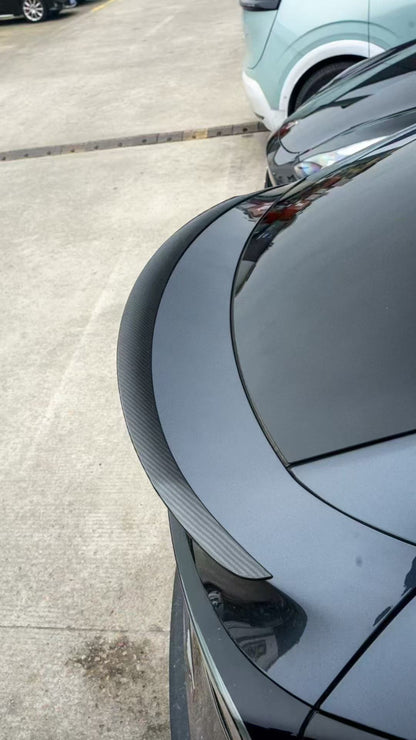 Spoiler / Vinge Kolfiber Tesla Model Y Juniper