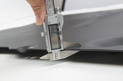 Hasplåt fram Tesla Model Y 2021-2024