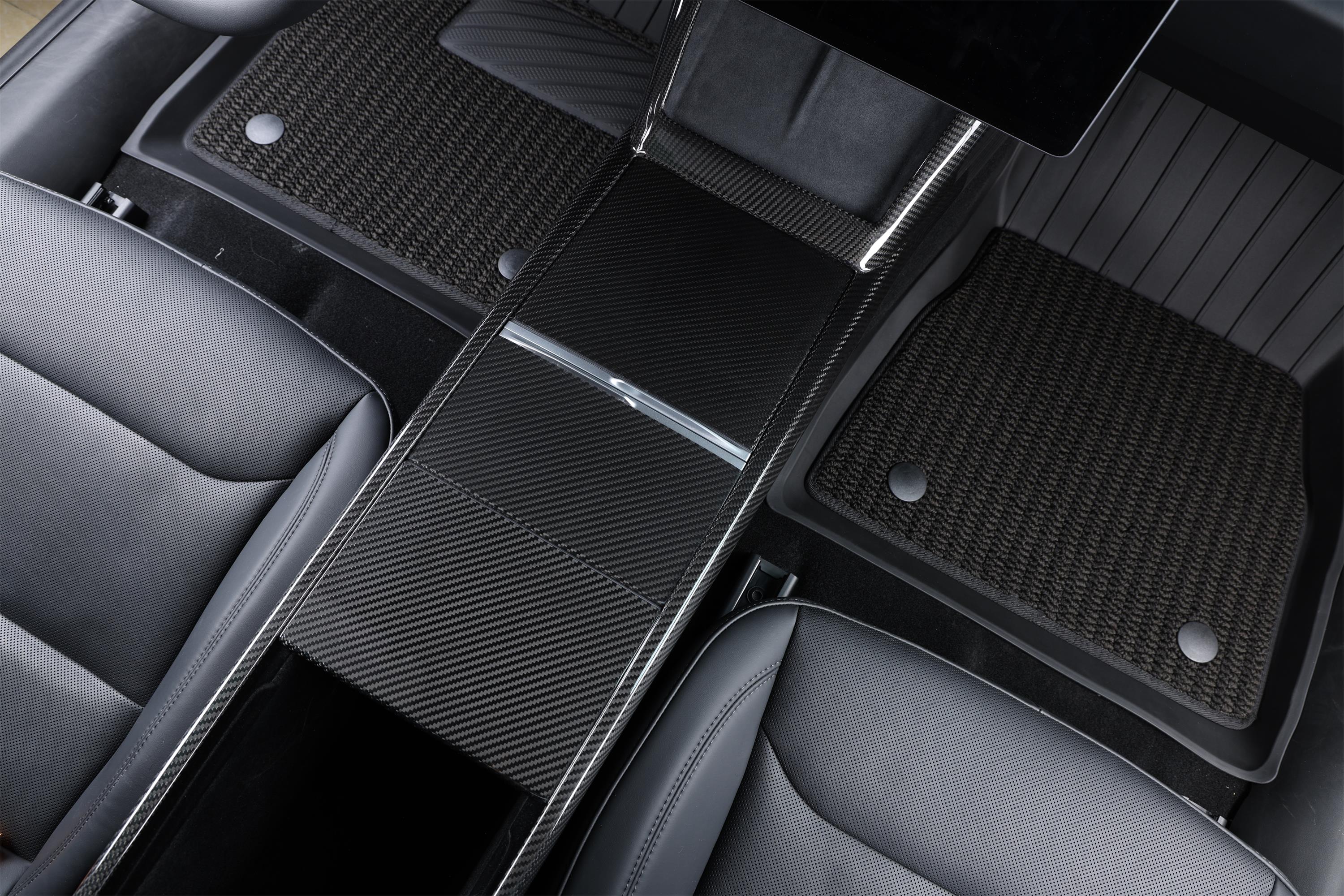 Panel Mittkonsol Kolfiber (3 delar) Tesla Model Y Juniper / Model 3 Highland