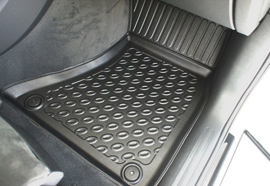 Porsche Macanin korkea lattiamatto