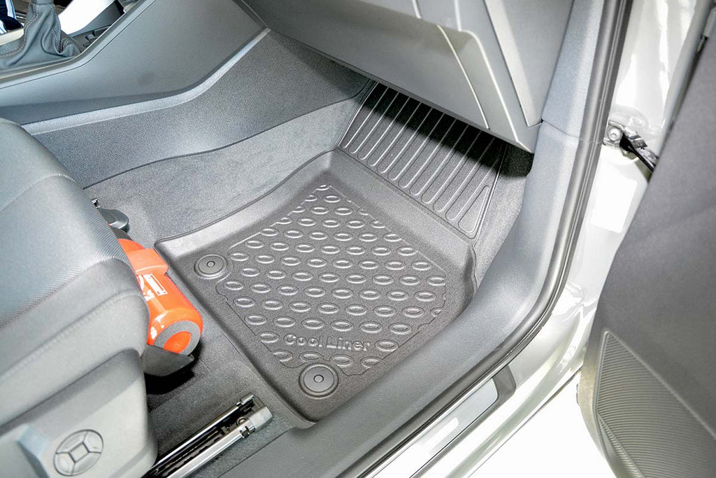 Audi Q3 Kupématta med hög kant