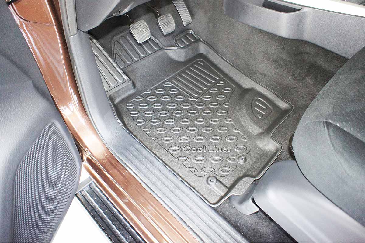Renault Alaskan High-edge passenger compartment mat