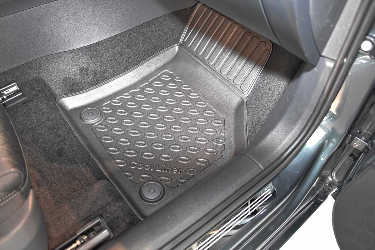 Skoda Superb High Edge Carpet Mat