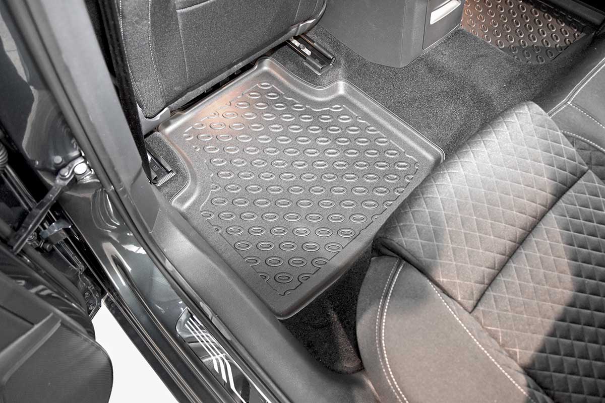Skoda Superb High Edge Carpet Mat
