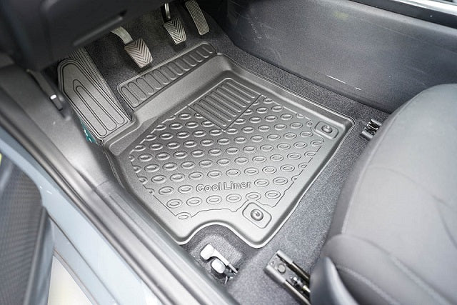 Hyundai Elantra High-Rise Carpet Mat