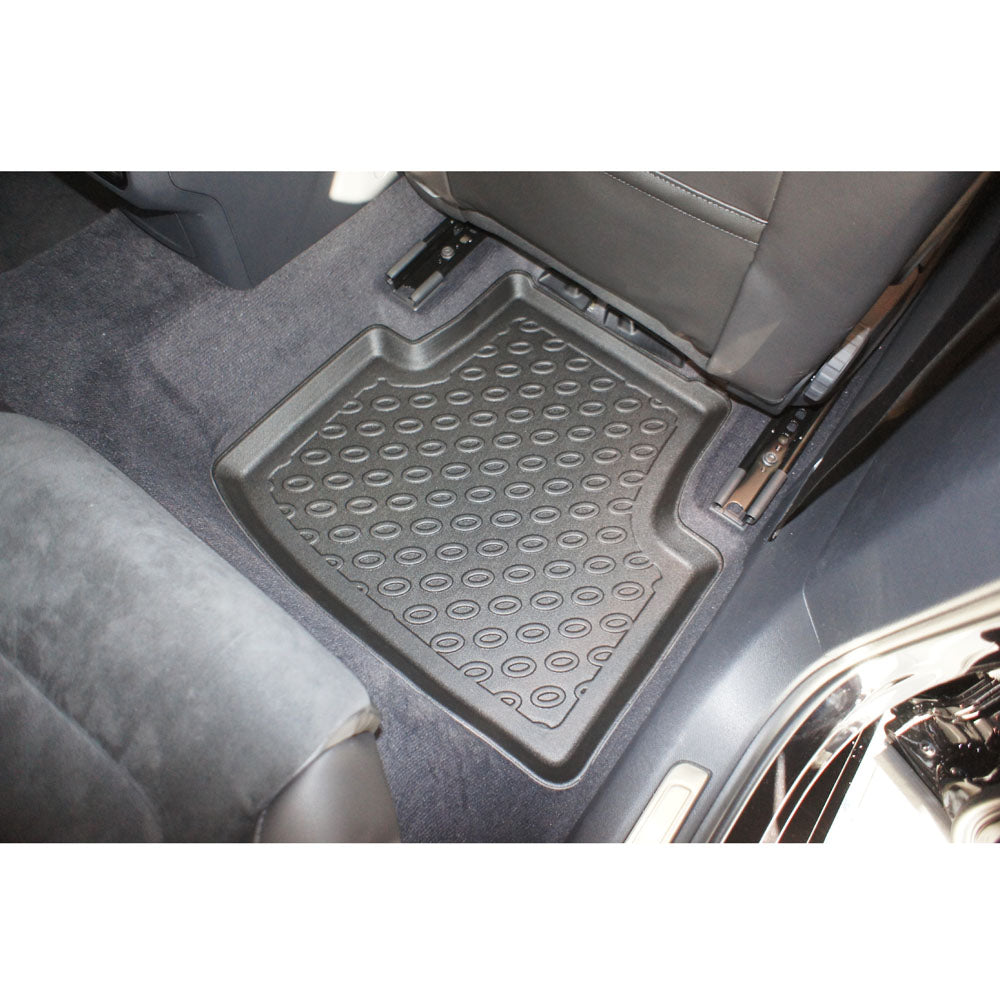 Volkswagen Passat Kupématta med hög kant