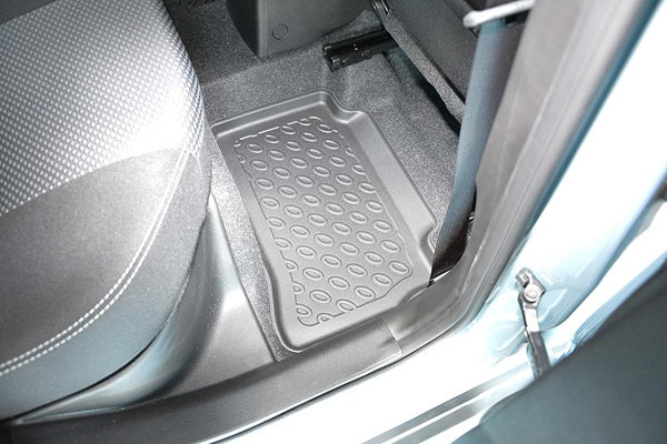 Suzuki Vitara Kupématta med hög kant