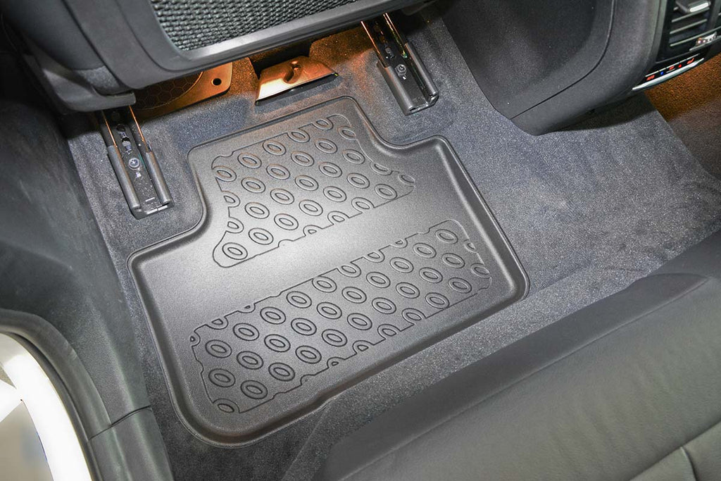 BMW iX3 Kuppimatto, jossa on korkea reuna