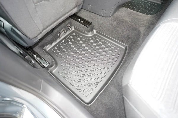 Skoda Superb High Edge Carpet Mat