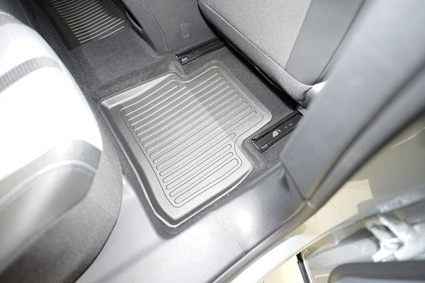 Peugeot 5008 High-edge passenger compartment mat