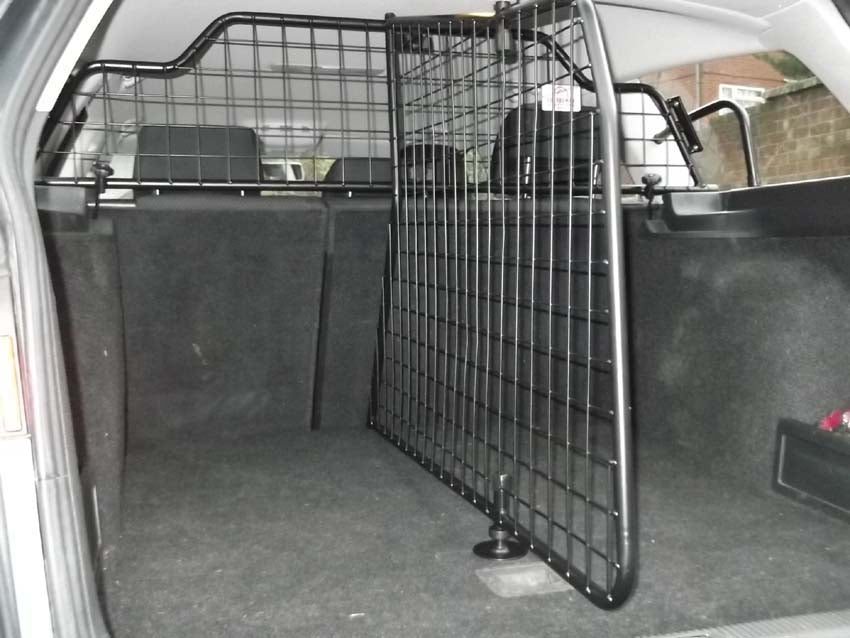 Lastskydd / Lastgaller med Tillval Fördelare Volkswagen Passat Estate