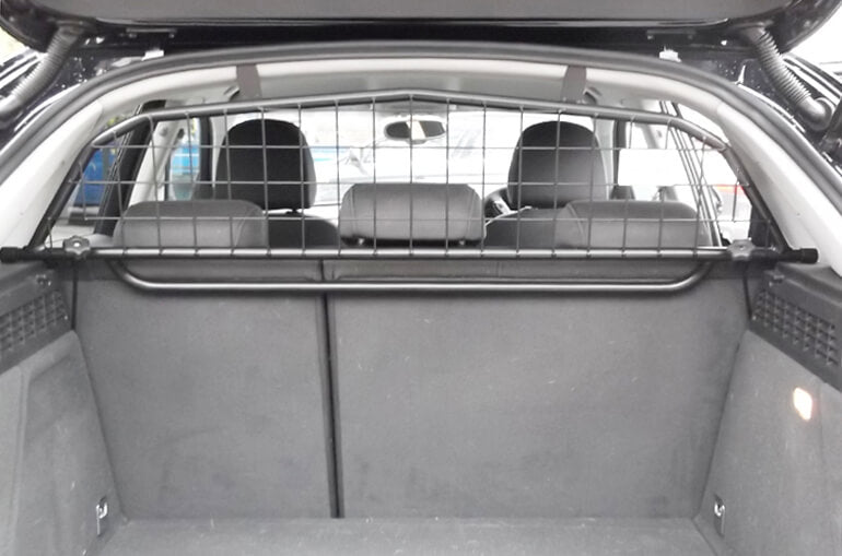 Bagagerumsgitter / Bagagerumsbeskyttelse med tilvalg Lastdeler Audi Q3 2011-2018