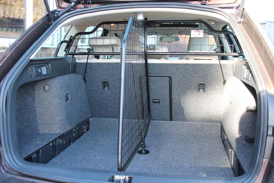 Lastskydd / Lastgaller med Tillval Fördelare Skoda Octavia Estate 2013-2020