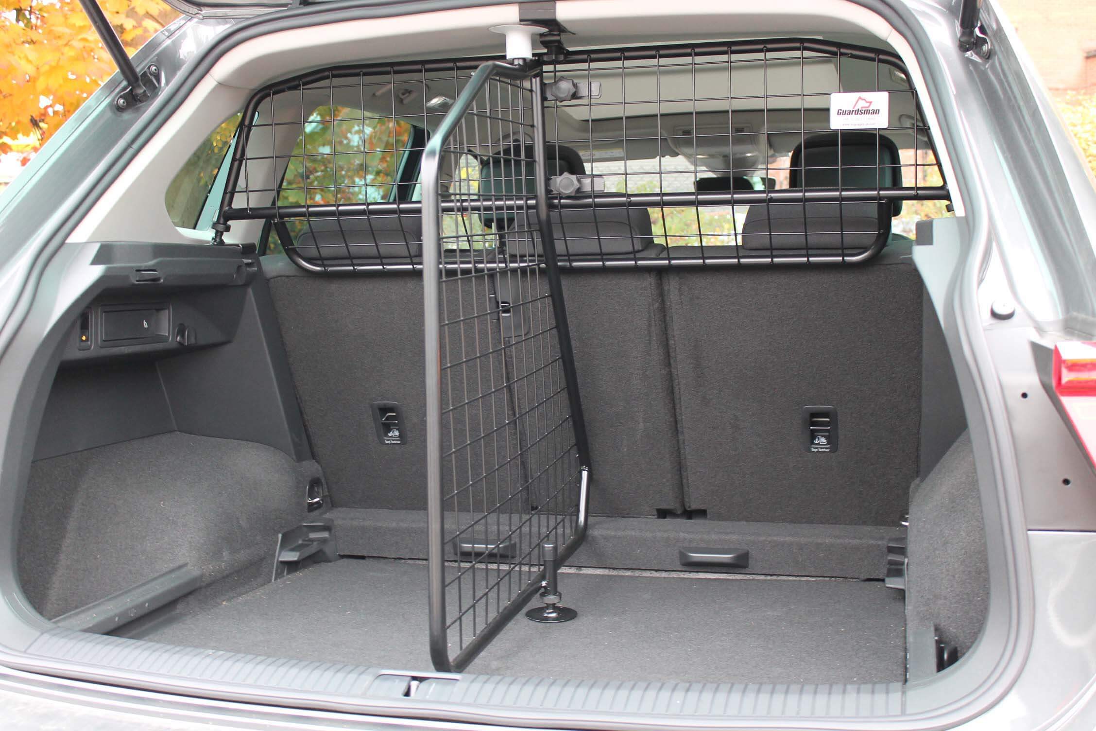 Lastskydd / Lastgaller med Tillval Fördelare Volkswagen Tiguan 2016-2024