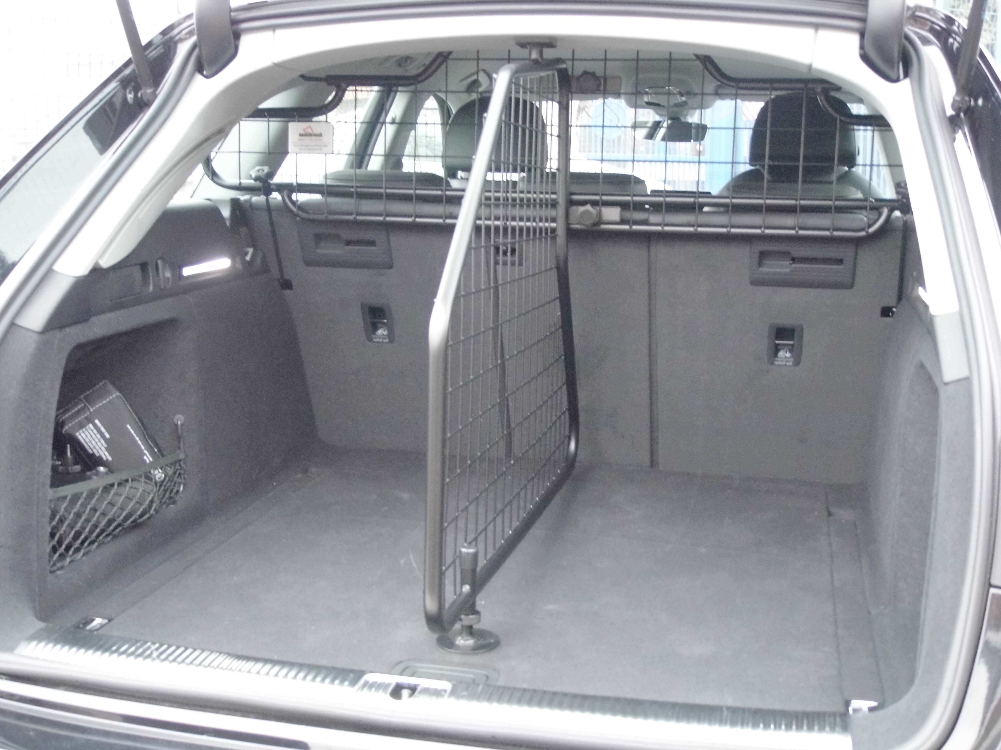 Cargo protection / Cargo grid with optional divider Audi A4/S4 Avant
