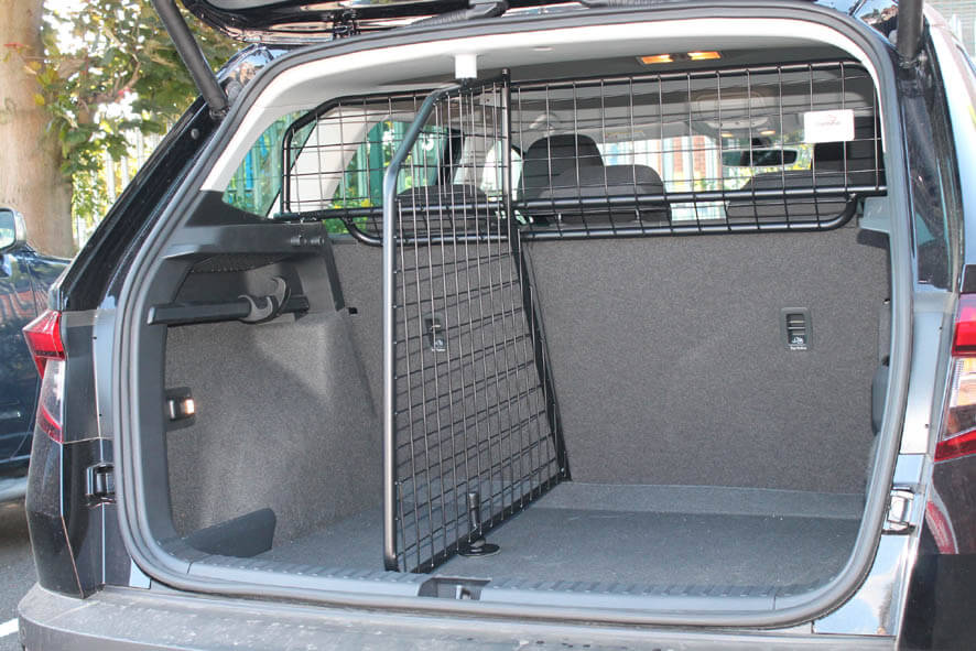 Lastskydd / Lastgaller med Tillval Fördelare Skoda Karoq - Utan Vario Seats