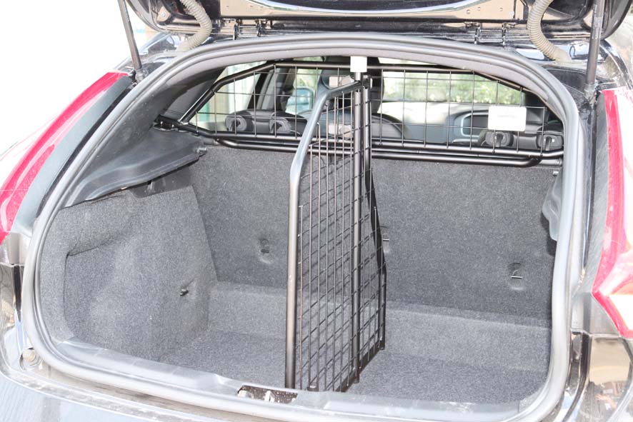 Bagasjeromsgitter / Bagasjeromsbeskyttelse med tilvalg Lastdeler Volvo V40