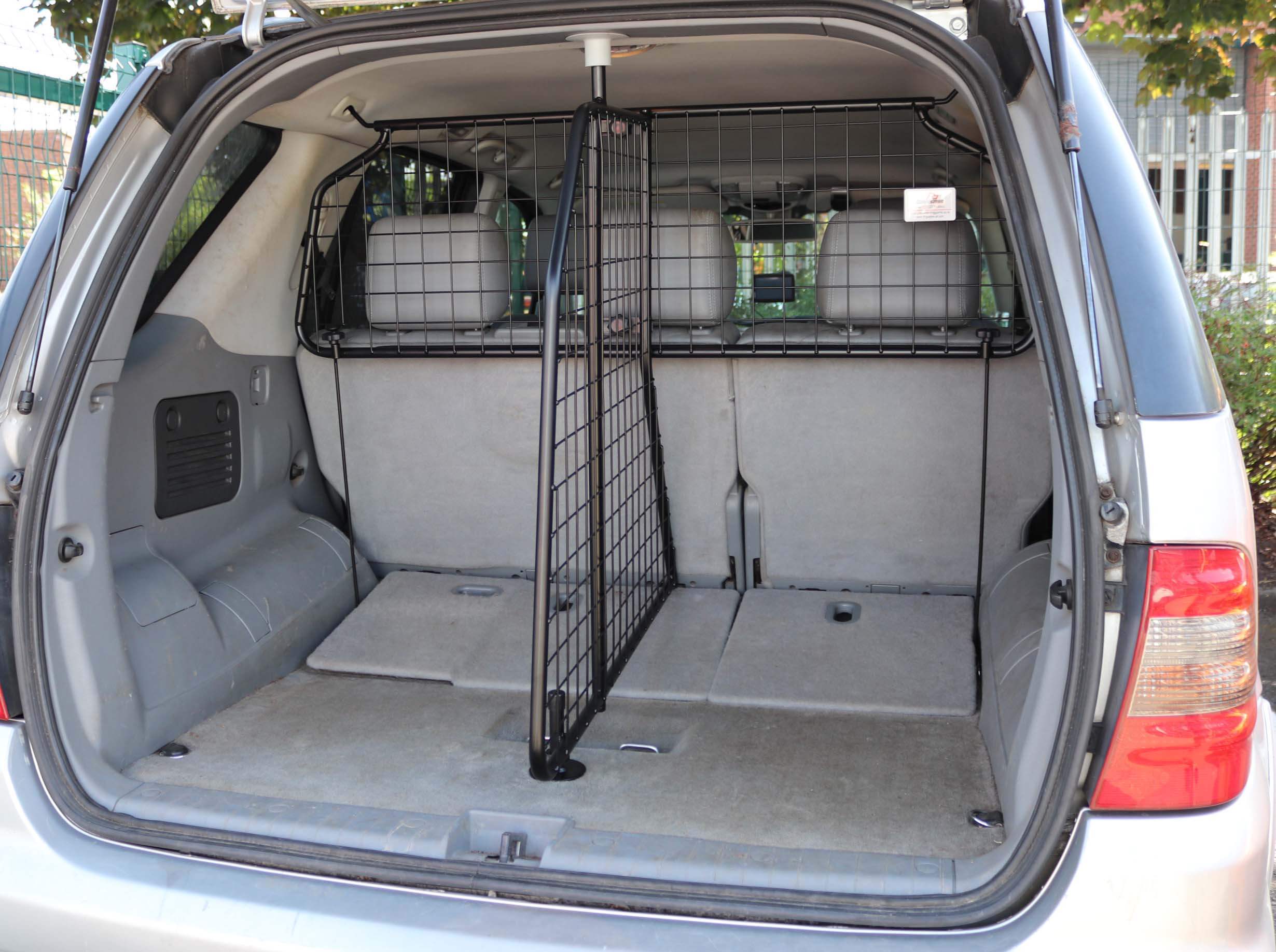 Load Guard / Load Grid with optional Load Divider Mercedes ML (W163) 1998-2005