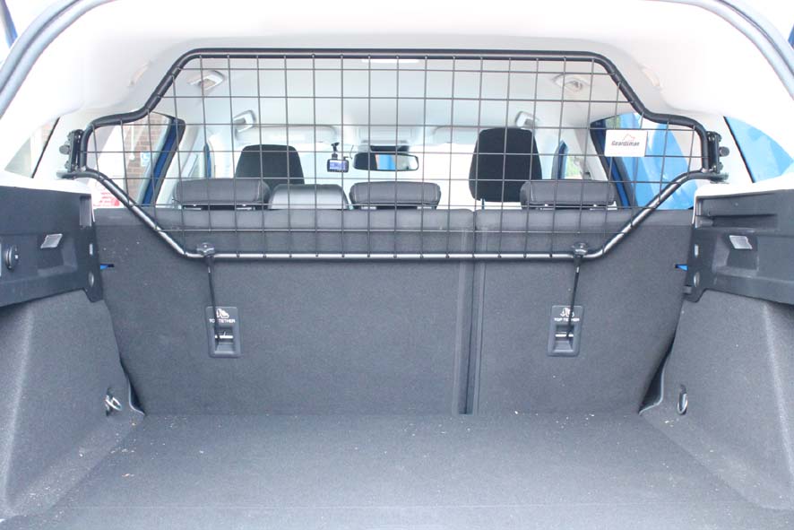 Lastskydd / Lastgaller med Tillval Fördelare Ford Focus Estate