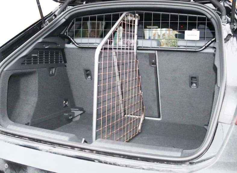 Lastiverkko / Suojaverkko lisävarusteena Kuormanjakaja Audi A3 2020+