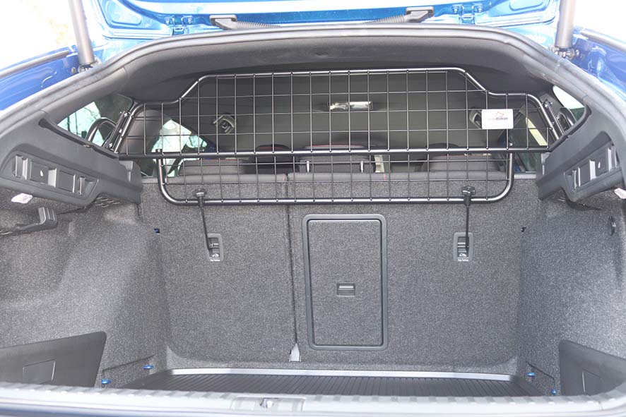 Lastskydd / Lastgaller med Tillval Fördelare Skoda Octavia Estate 2020+