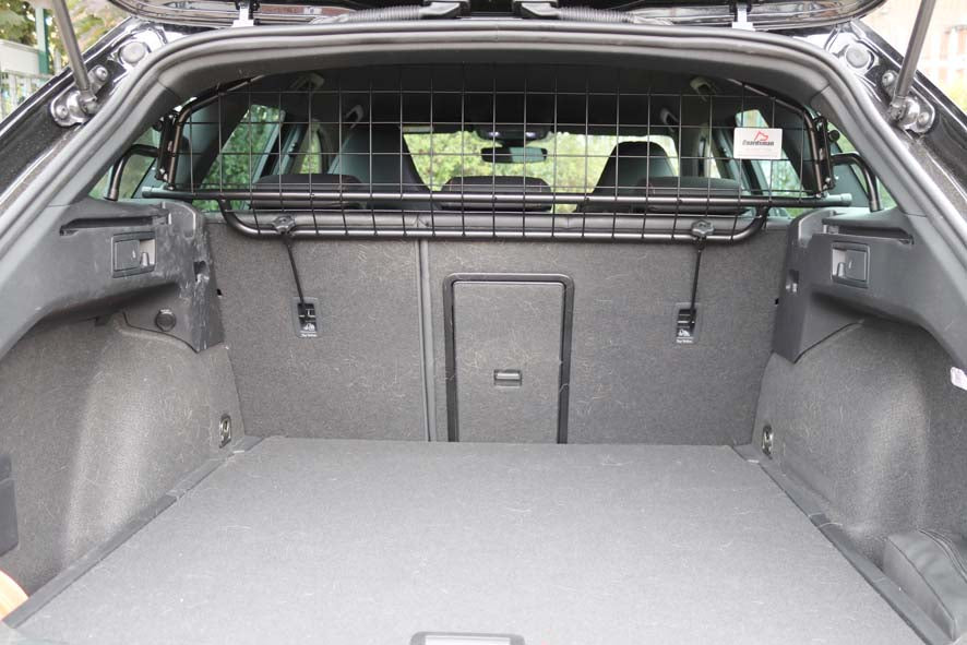 Lastskydd / Lastgaller med Tillval Fördelare Seat Leon Estate