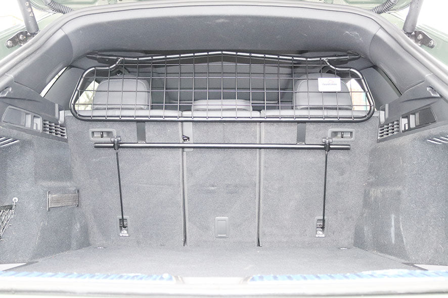 Lastskydd / Lastgaller med Tillval Fördelare Audi Q5 2025+