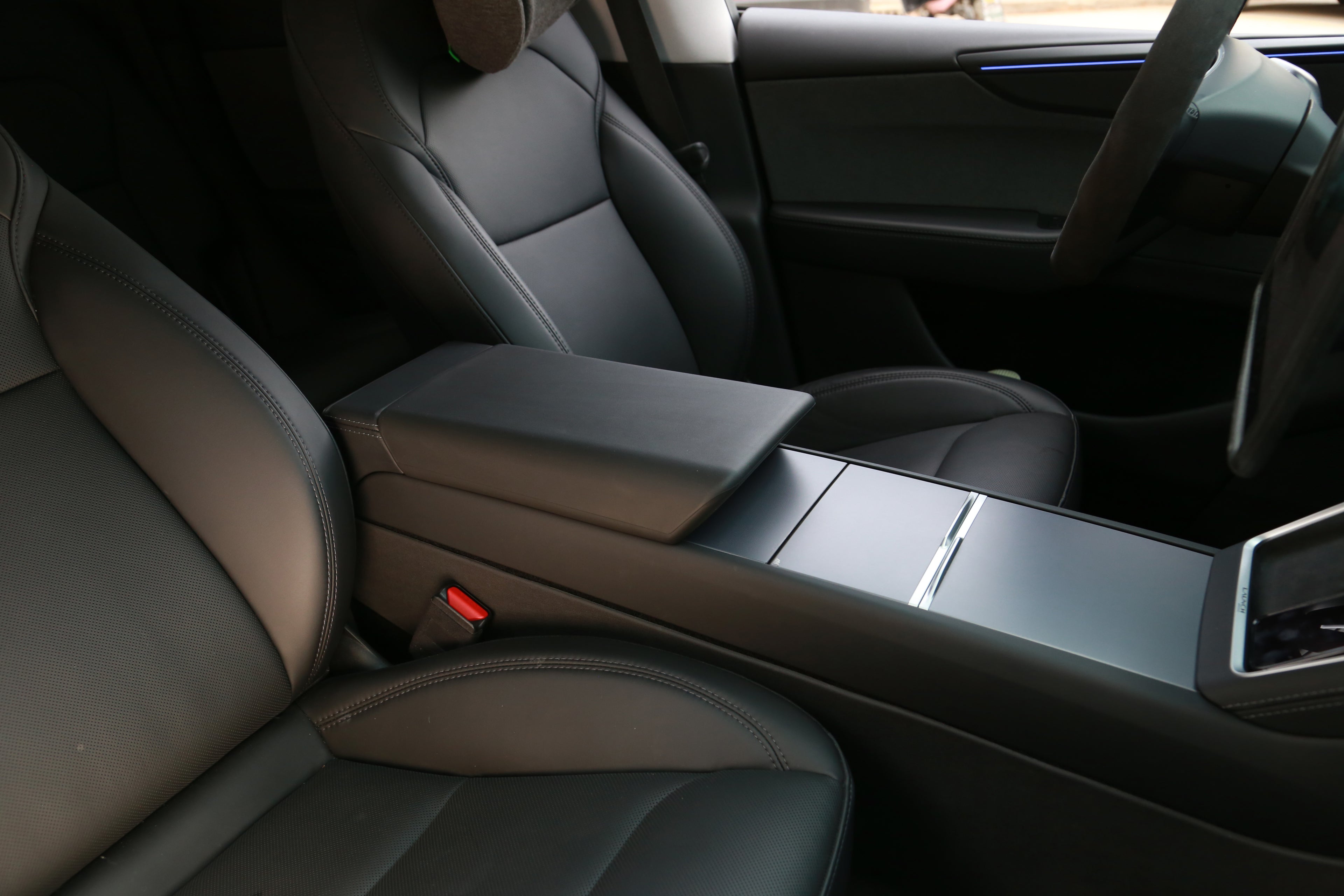 Beskyttelse af armstøtte Tesla Model Y Juniper