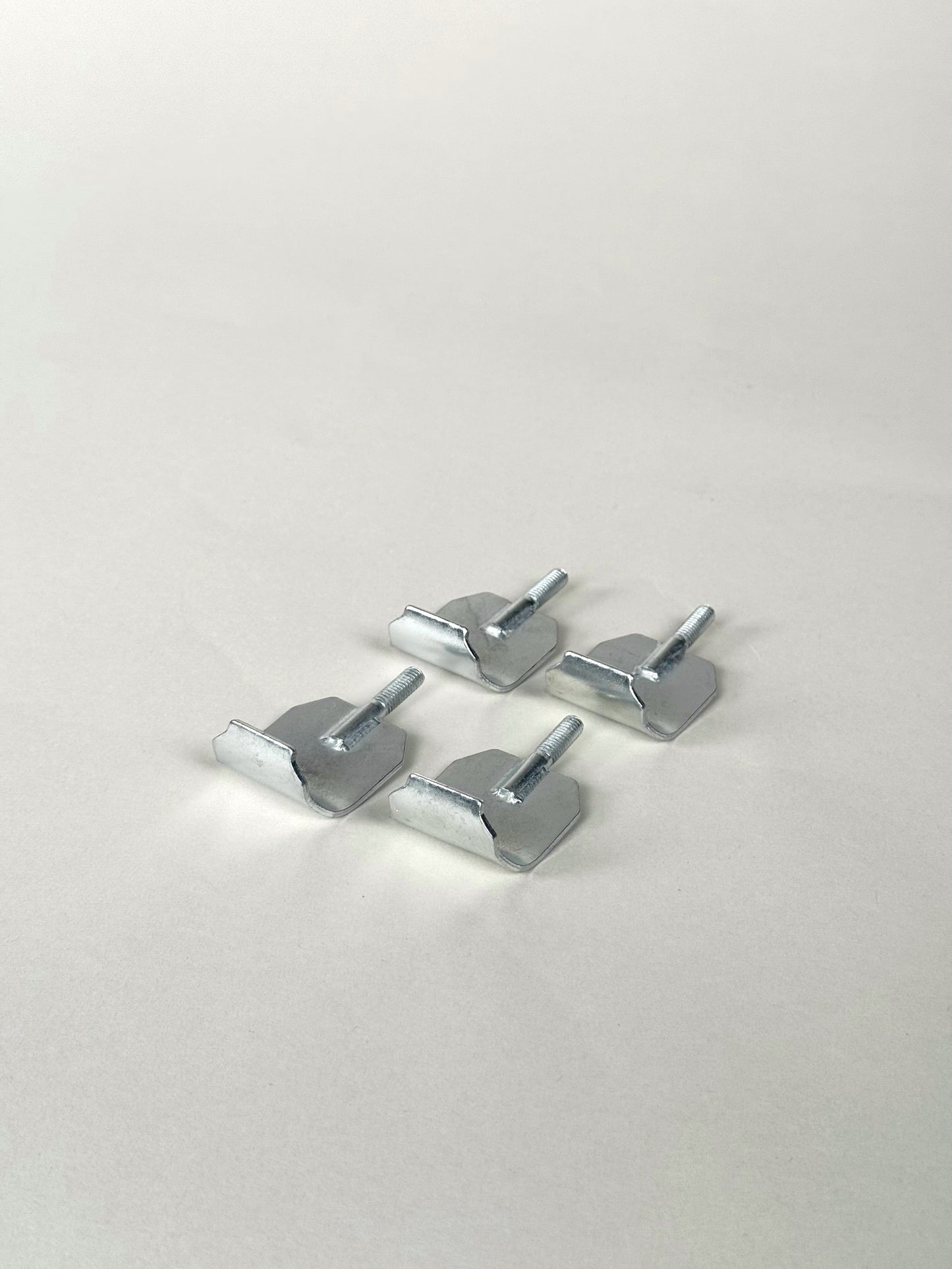 Krokar till takräcke Tesla Model Y