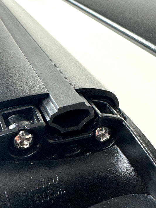 Gummilister för T-spår Tesla Model Y